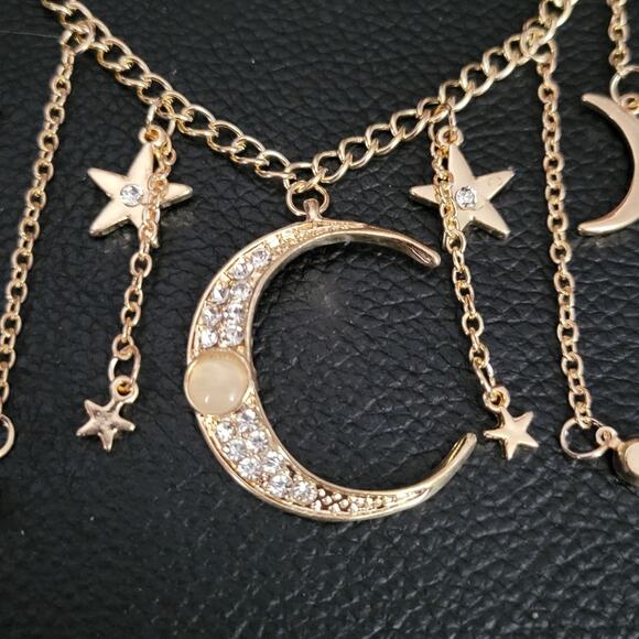 Crescent moon and stars boho bib necklace - Picture 2 of 5